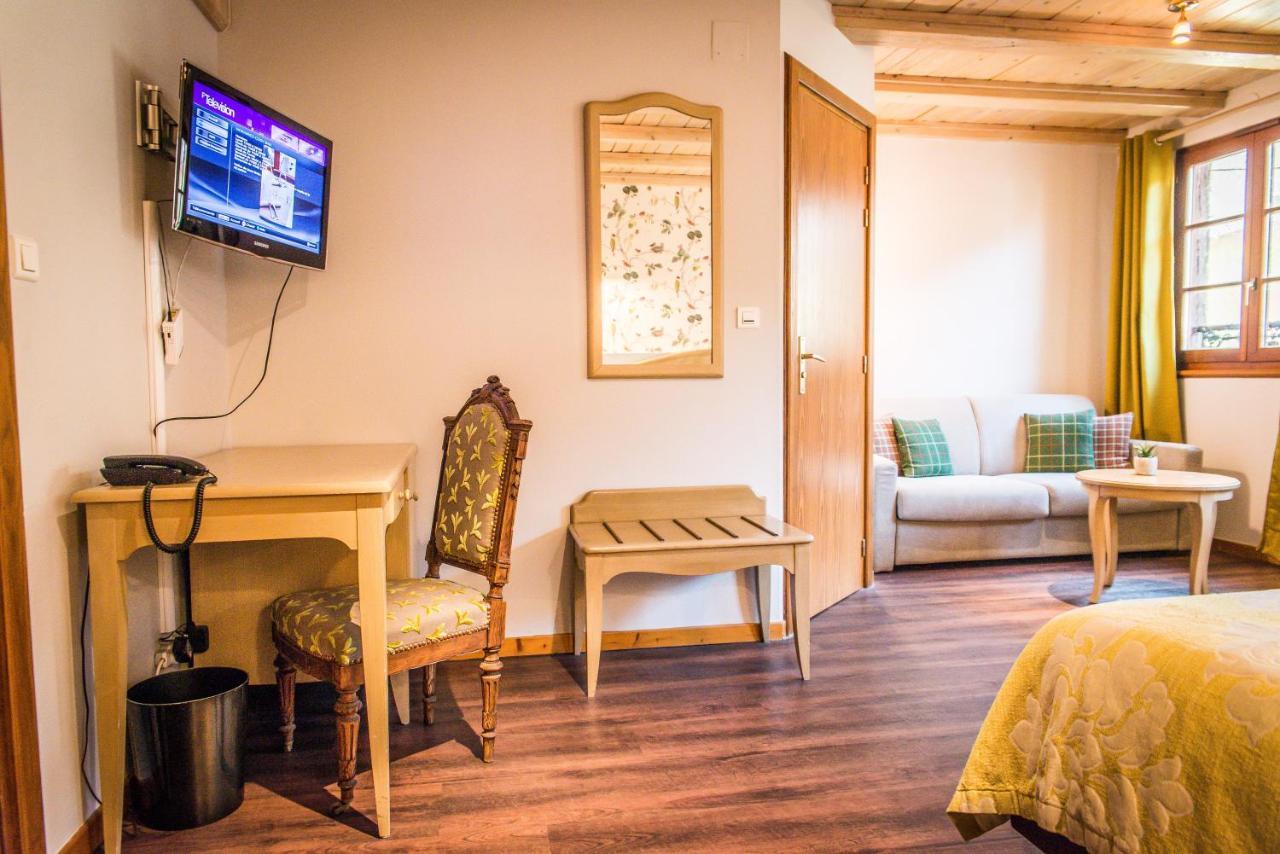 Hotel Au Lion Ribeauvillé Kültér fotó