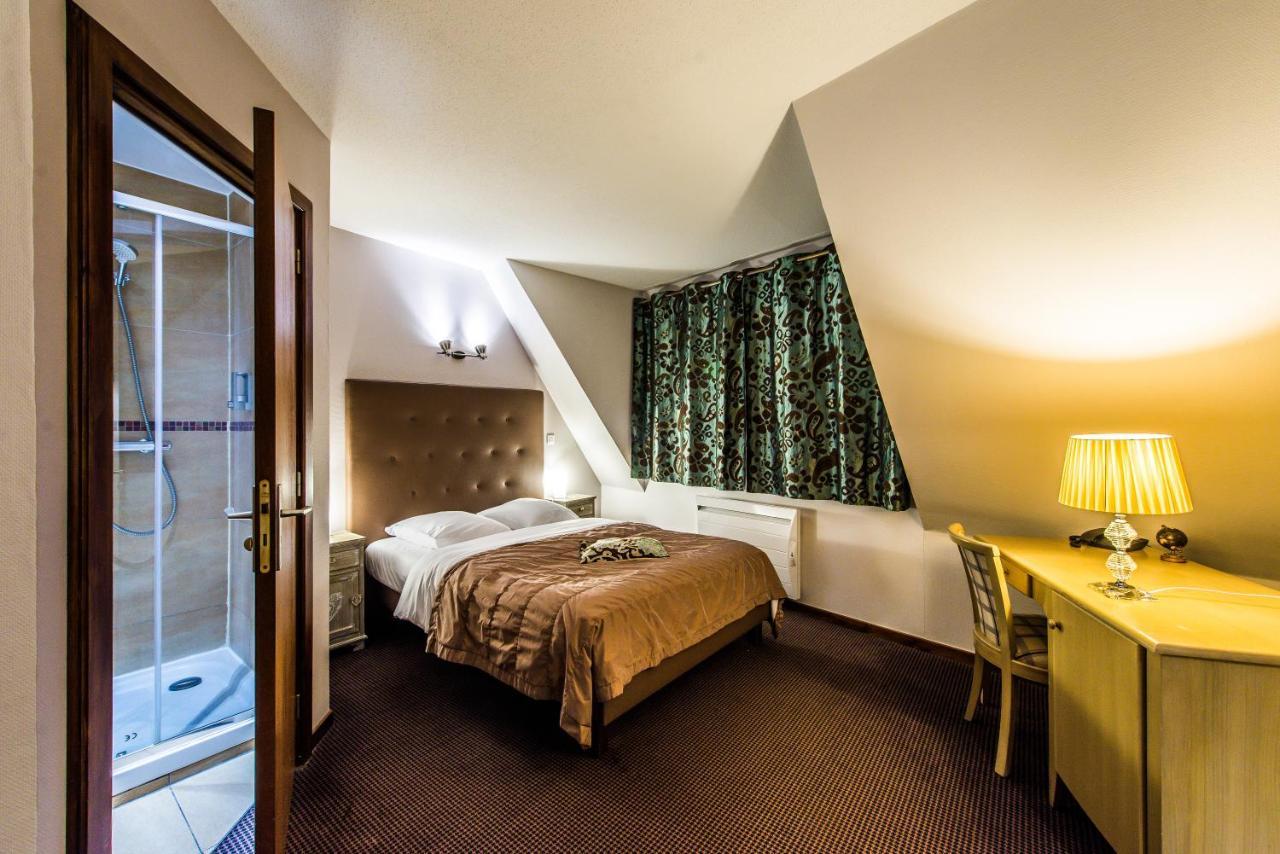 Hotel Au Lion Ribeauvillé Kültér fotó