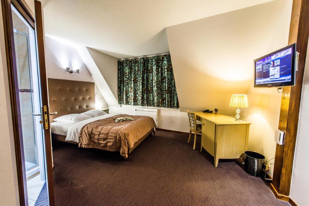 Hotel Au Lion Ribeauvillé Kültér fotó
