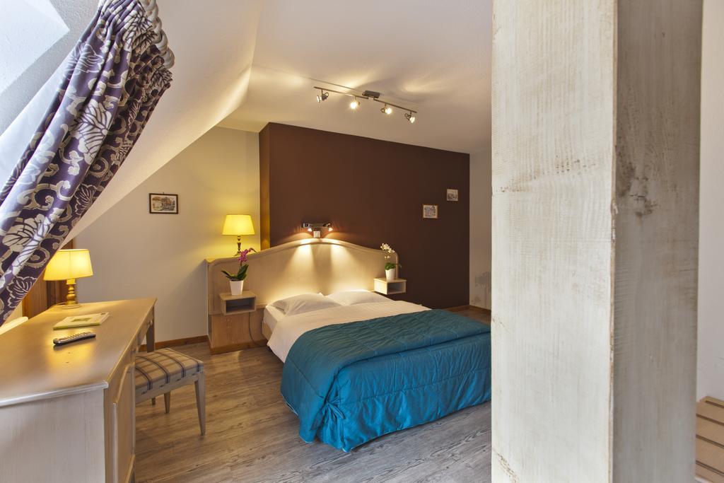 Hotel Au Lion Ribeauvillé Kültér fotó